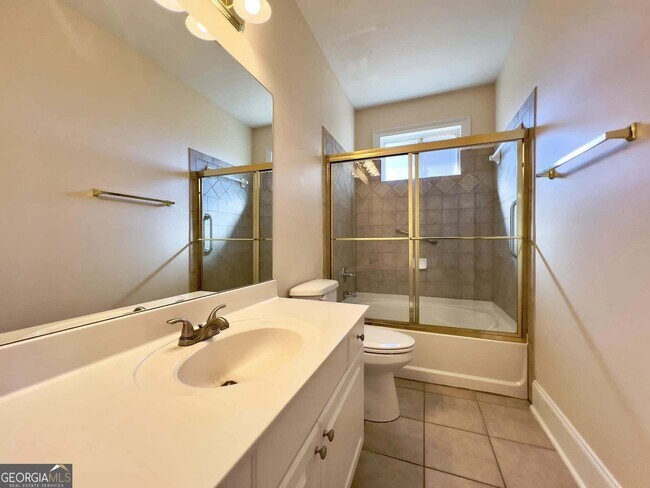 Building Photo - 8008 Revere Dr