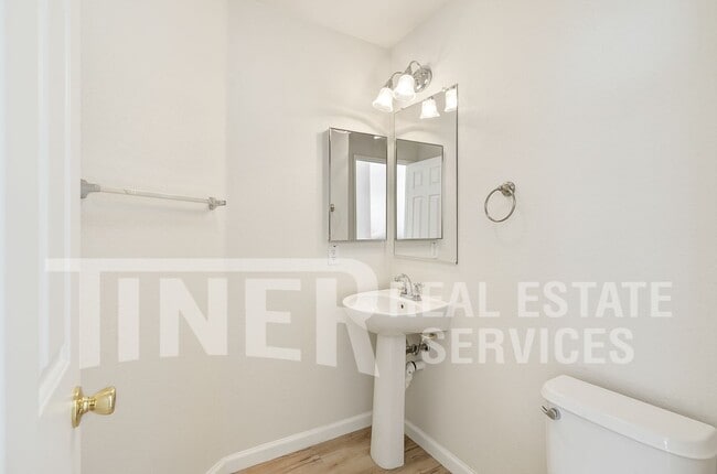 Building Photo - 11501 Pyrites Way