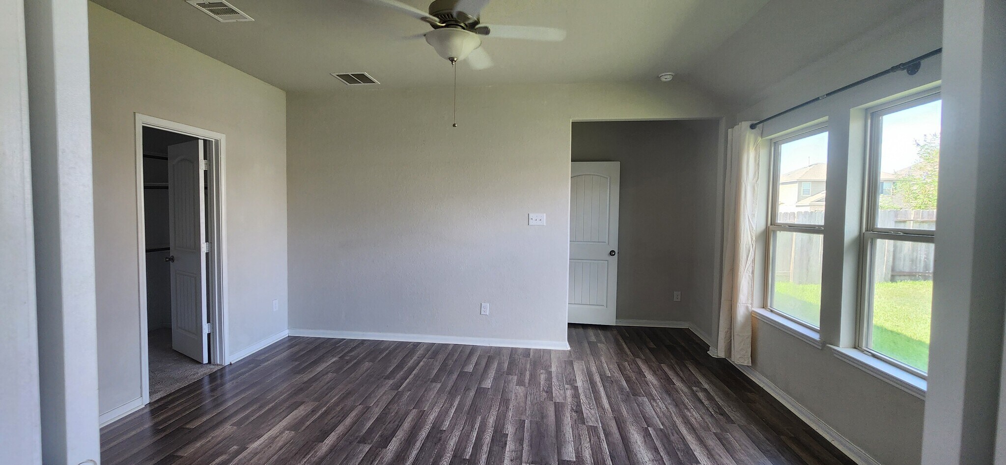 Building Photo - 5022 Brewcastle Ln