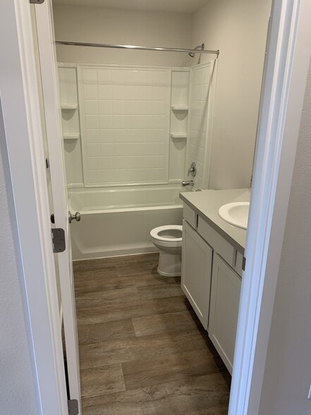 Building Photo - 2664 NE 116th Pl