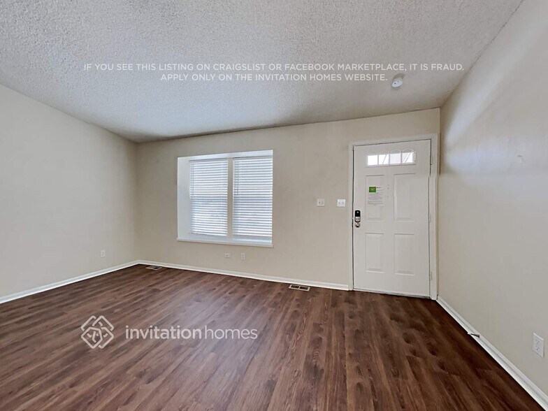 Building Photo - 3474 Foxridge Dr