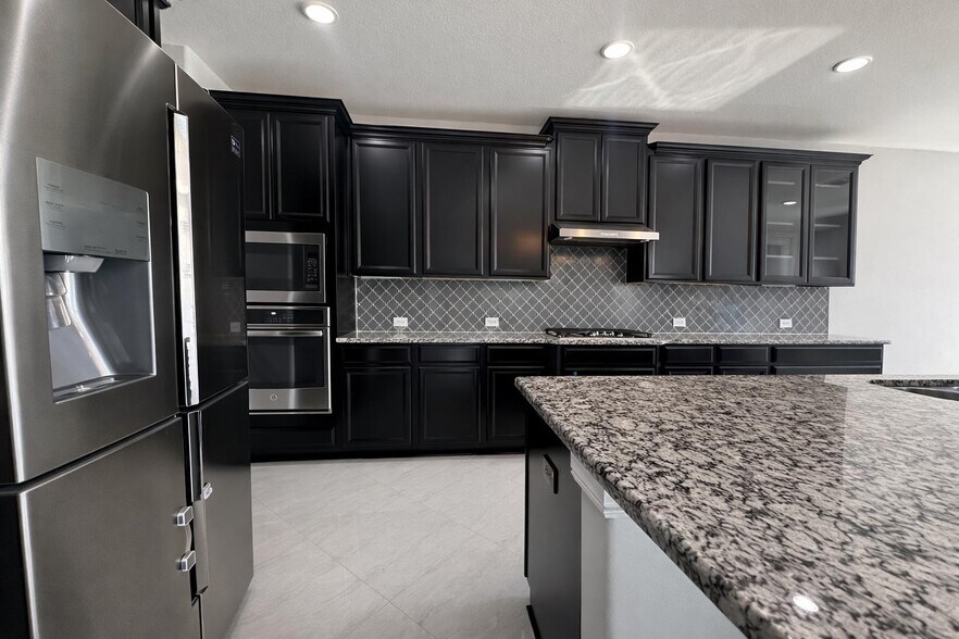 Building Photo - 2406 Trocadero Ln