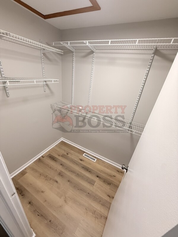 Building Photo - 7521 Kil Ct