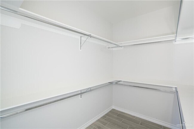 Building Photo - 2412 San Pascual St