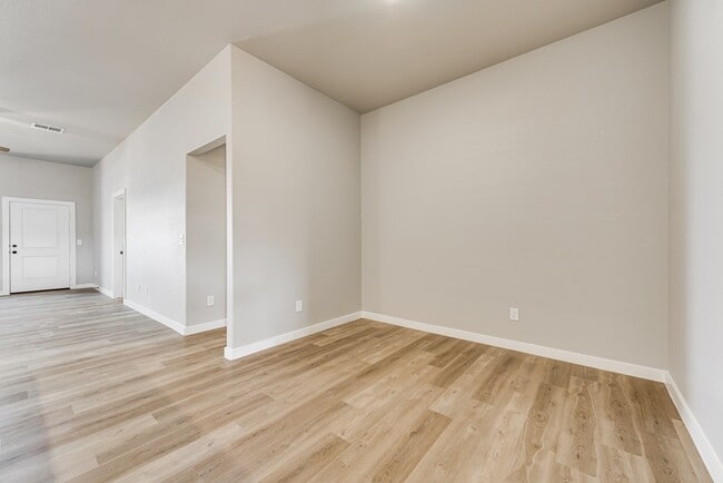 Building Photo - 6210 Appaloosa Ln