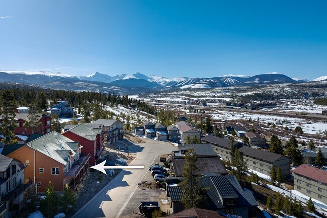Building Photo - 904 Wapiti Dr