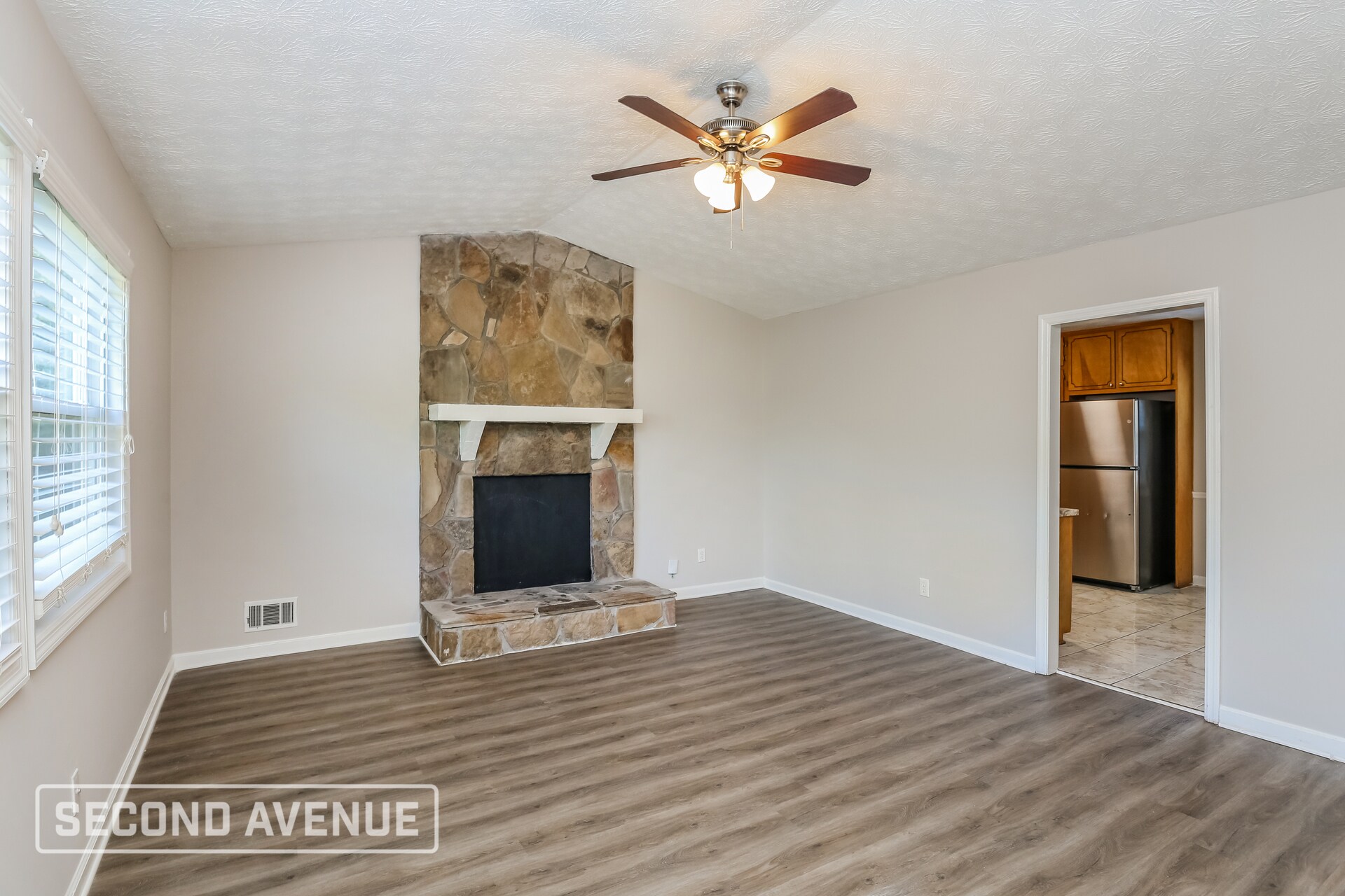 Building Photo - 6290 Silver Spur Dr