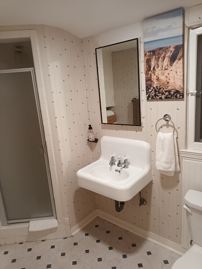 Building Photo - 359 Heather Heights Ct