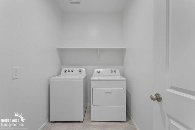 Building Photo - Charming 3Bdm 2Ba Home in Coolidge!