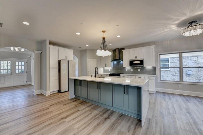 Building Photo - 4032 Ridge Grove Way