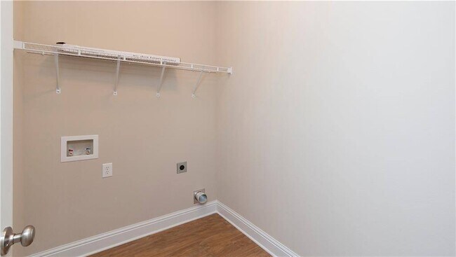 Building Photo - 10517 Sand Dune Ave