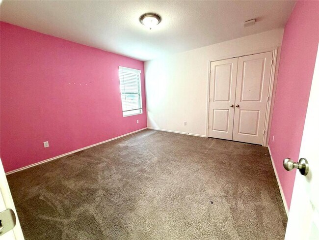 Building Photo - 216 Star Pass