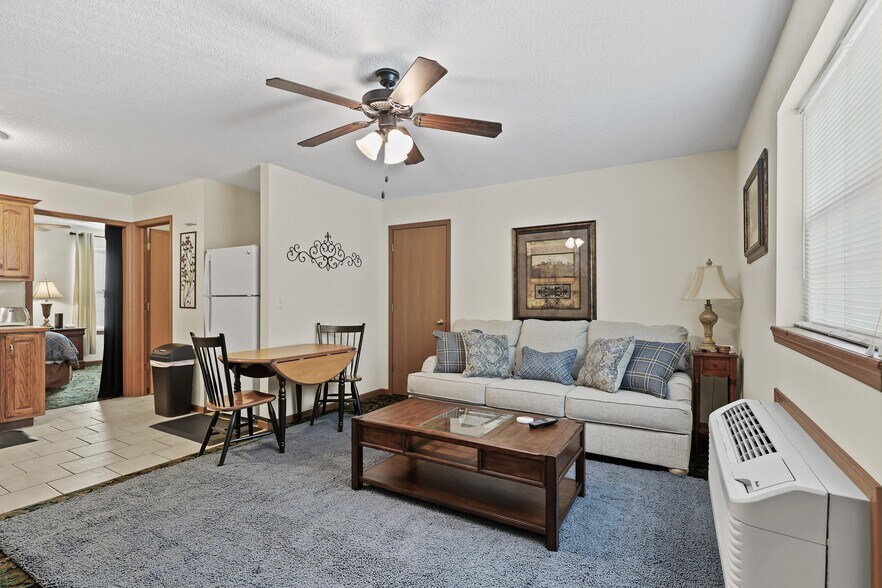 2226-C 1 Bedroom Unit - Sanibel Executive Suites