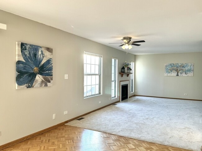 Building Photo - 1604 Estate Cir