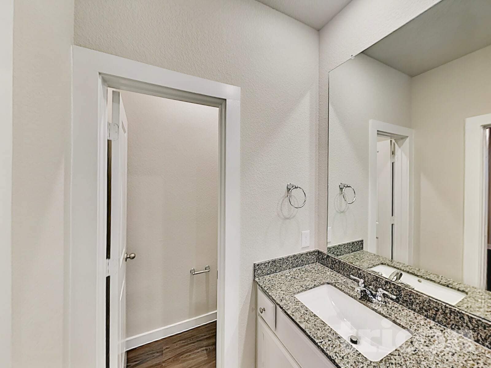 Building Photo - 5163 Klein Orchard Dr