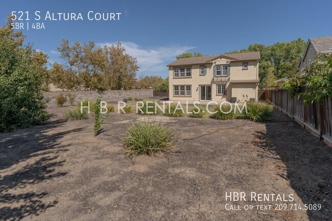 Building Photo - 521 S Altura Ct