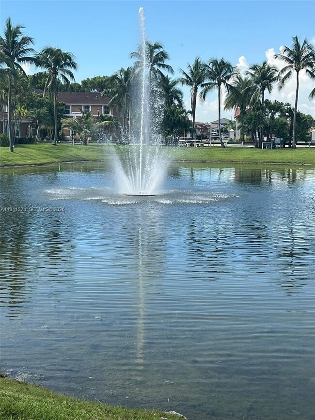 Building Photo - 16462 SW 48th Terrace