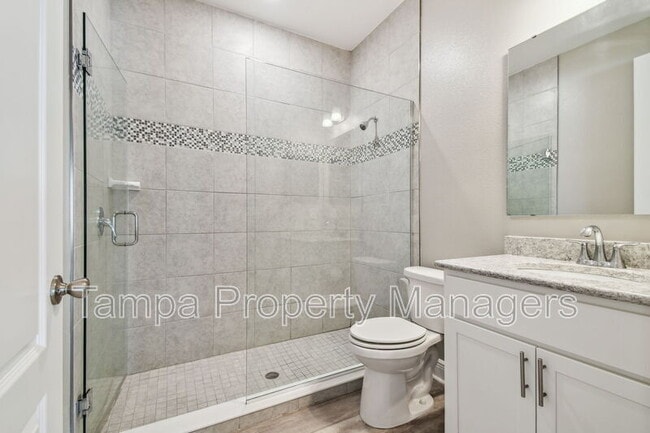 Building Photo - 10324 Crestview Heights Ave