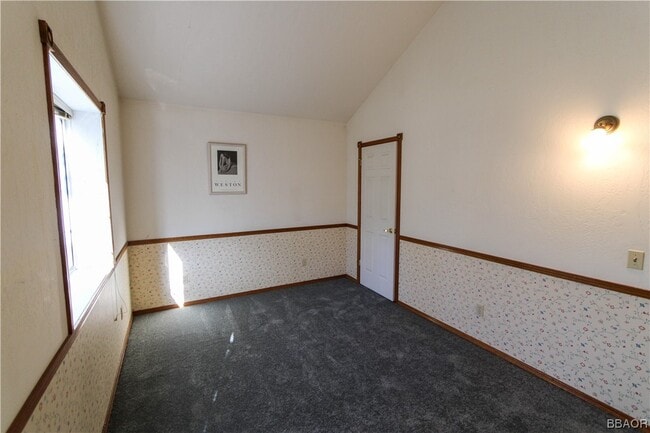 Building Photo - 158 Leonard Ln