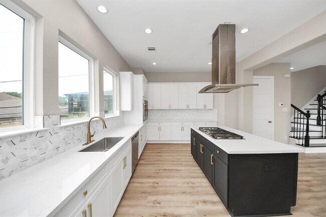 Building Photo - 3913 Griggs Rd