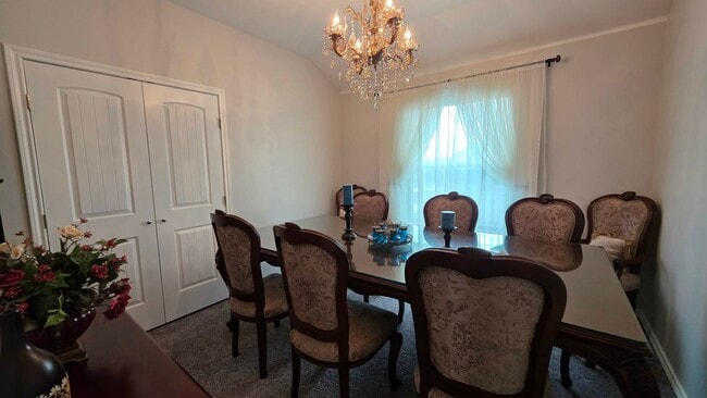 Building Photo - Charming 4 bedroom, 2 bath home COMING SOON!