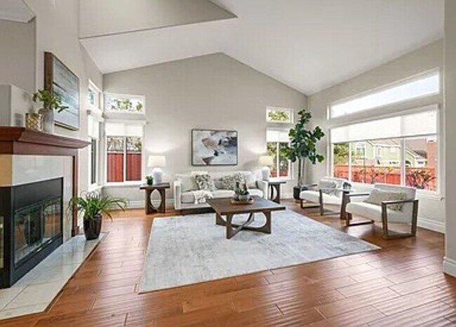 Building Photo - Luxury, comfort, and breathtaking surroundings in Stunning Clayton home!