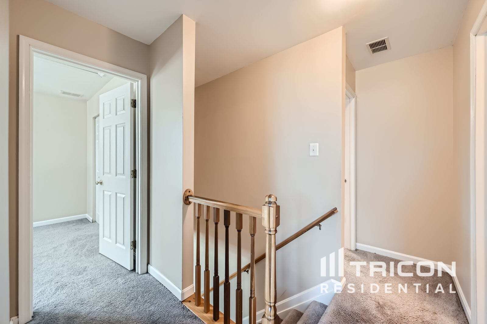 Building Photo - 1716 Elkridge Dr