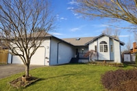 Building Photo - 23 113th Pl SE