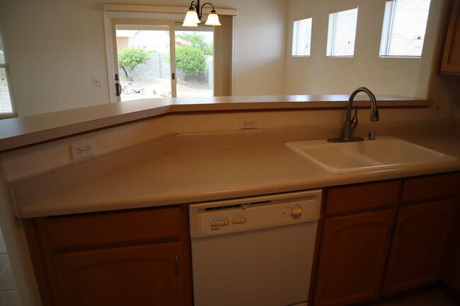 Building Photo - 2630 Lemoor Ct