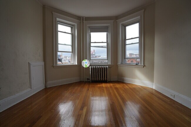 Building Photo - 1171 Boylston St