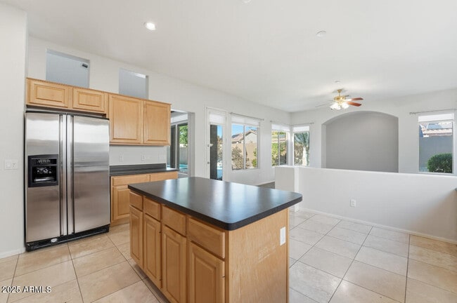 Building Photo - 7180 W Trails Dr