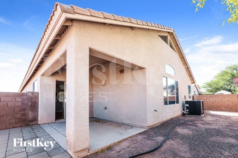 Building Photo - 12793 E Hartshorn Pass
