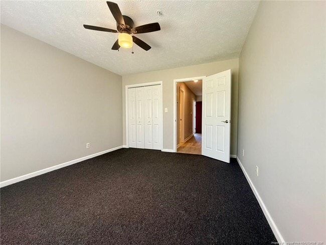 Building Photo - 224 Waterdown Dr
