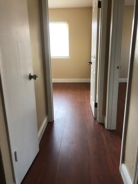 Building Photo - 4141 Apostolo Cir