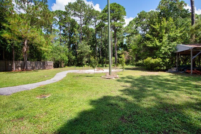 Building Photo - 5230 Soundside Dr