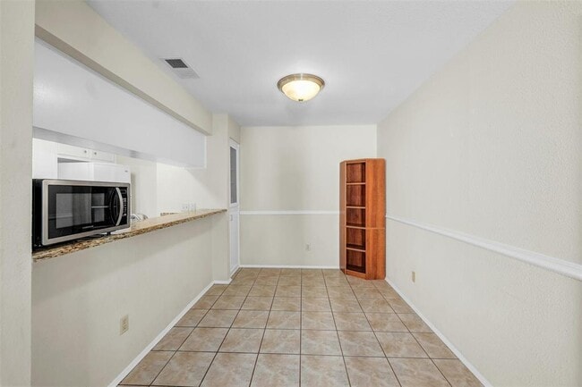 Building Photo - 10616 Mellow Ln