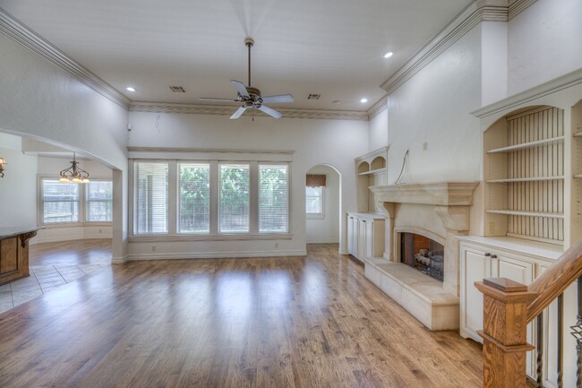 Building Photo - 11841 S Pittsburg Ave