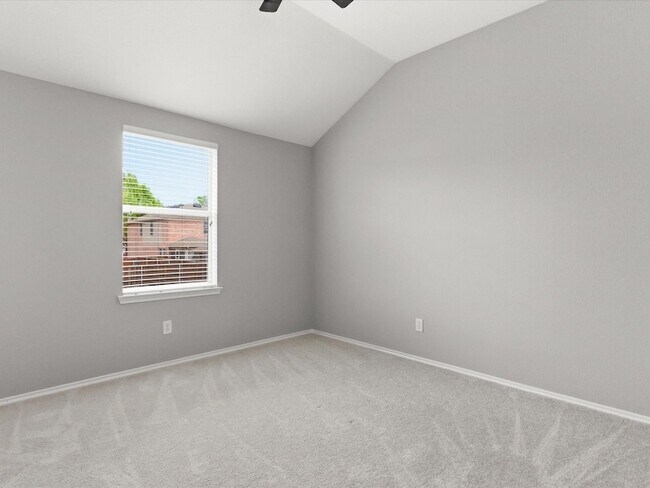 Building Photo - 1316 Hunter Ln