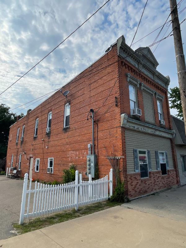 Primary Photo - 140 S Saginaw St