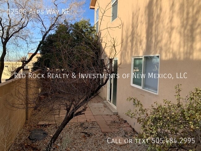 Building Photo - 12500 Alps Way NE