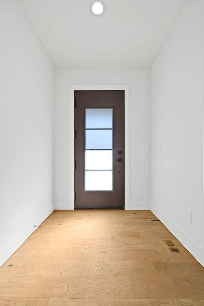 Building Photo - Lot 174