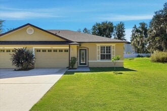 Building Photo - 950 E Broadway St