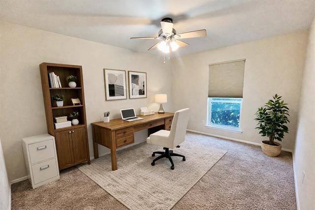 Building Photo - 1816 Lexington Pl