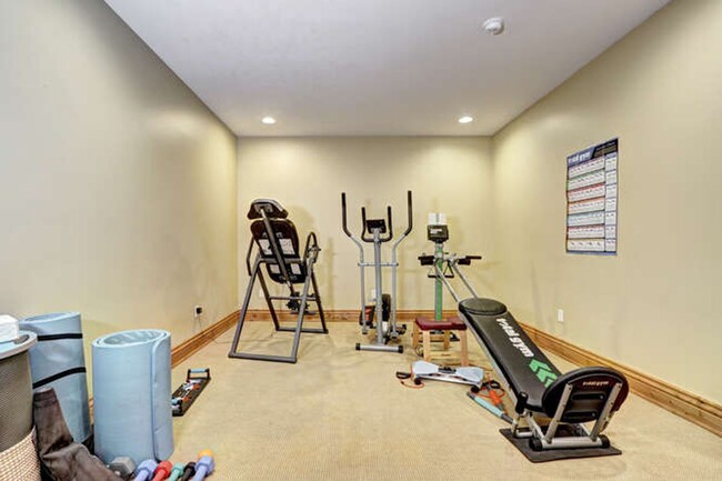 Building Photo - Beautiful Luxury Home Available in Boulder
