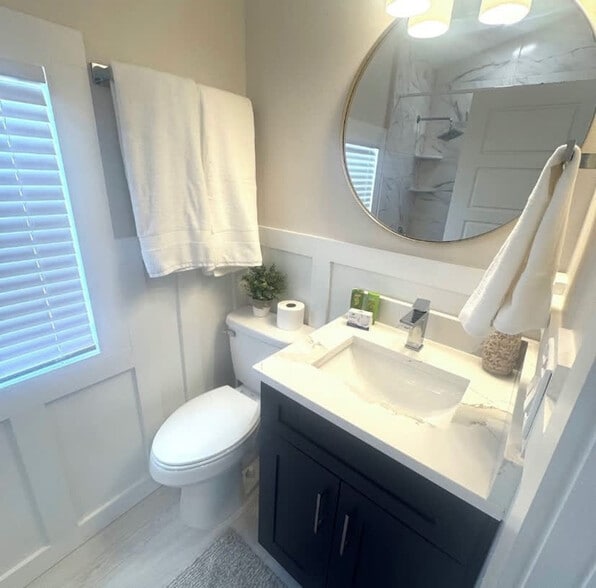 Building Photo - 3006 Gulf Dr