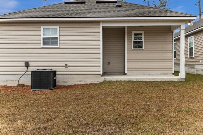 Building Photo - 1522 Woodard St