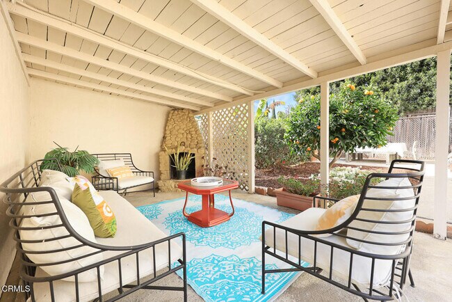 Building Photo - 2724 Locksley Pl