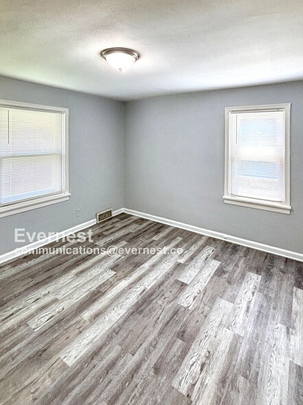 Building Photo - 6149 Jackson Ave