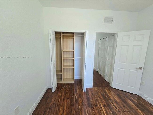 Building Photo - 7848 NW 108th Ct