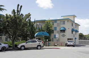 Building Photo - Fletcher Towers
